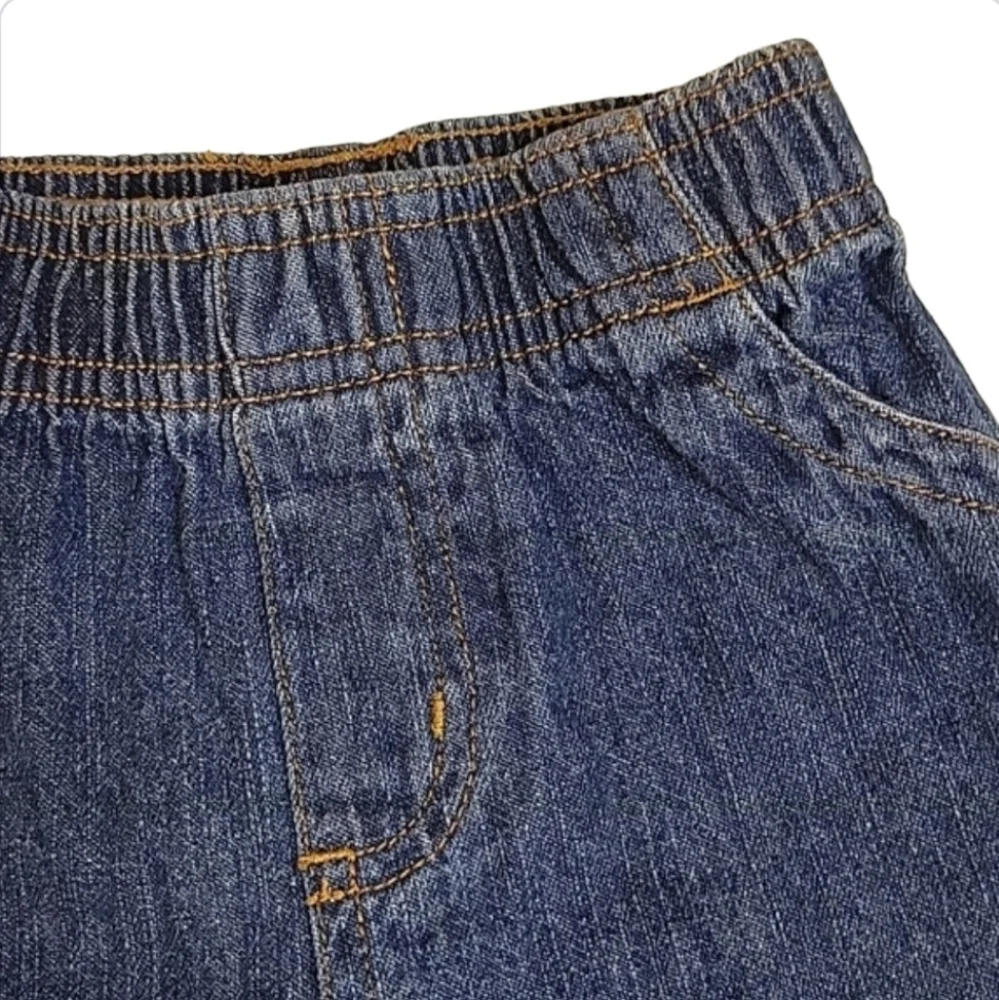 NWT 3-Piece Outfit Bundle: 1989 Place Denim Jeans & Shorts with Graphic Tee